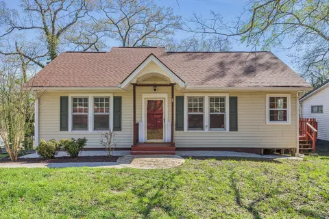 156 Greens Lake Rd, Rossville, GA 30741