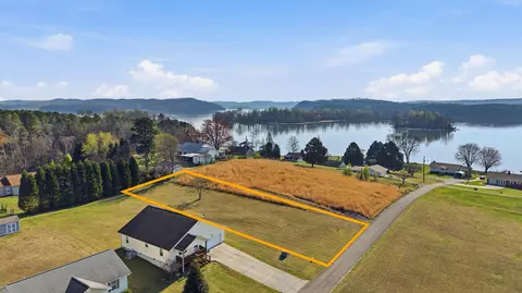 207 Dogwood Ln, Spring City, TN 37381