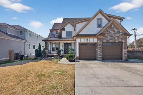 8106 Savannah Bay Dr, Ooltewah, TN 37363