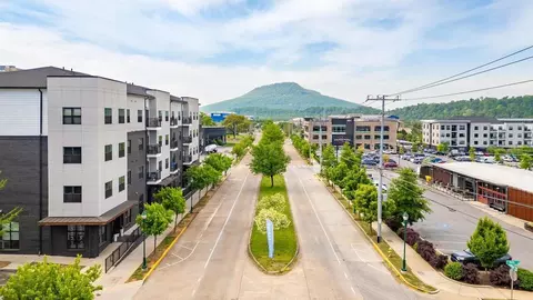 782 Riverfront Pkwy #419, Chattanooga, TN 37402