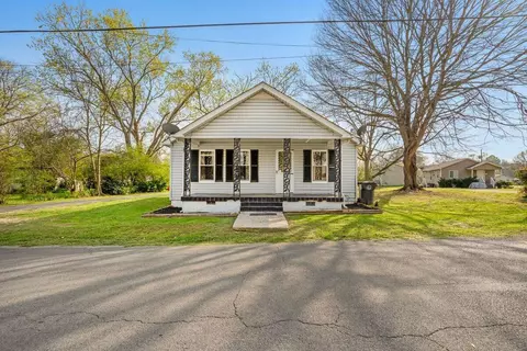 605 Thornton St, Lafayette, GA 30728