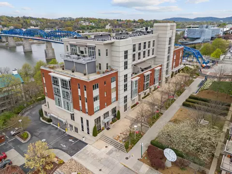 99 Walnut St #504, Chattanooga, TN 37403
