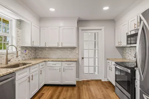 Kitchen - 98 Battleview Dr, Ringgold, GA 30736 photo 1 of 4