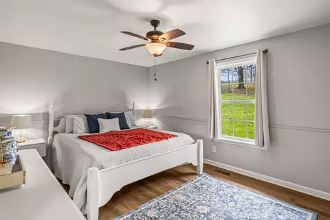Bedroom - 98 Battleview Dr, Ringgold, GA 30736 photo 4 of 8