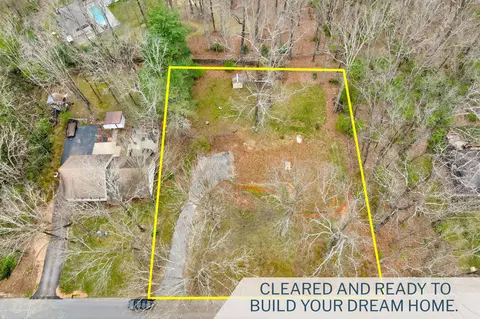 912 Glamis Cir, Signal Mountain, TN 37377