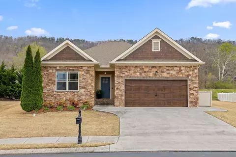 8442 Deer Run Cir, Ooltewah, TN 37363
