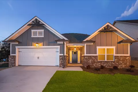 8954 Knolling Loop, Ooltewah, TN 37363