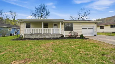304 Browntown Rd, Chattanooga, TN 37415