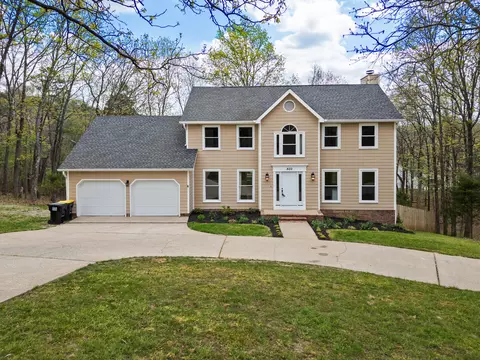 802 Brookhollow Ln, Chattanooga, TN 37421
