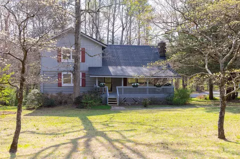 4818 Howardsville Rd, Apison, TN 37302