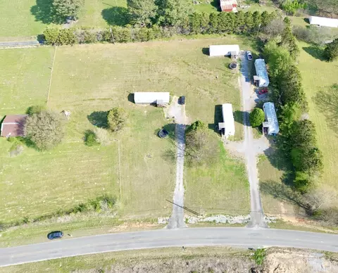 821 Dunn Rd E, Crandall, GA 30711