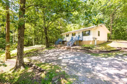 Undisclosed, Lookout Mountain, GA 30750