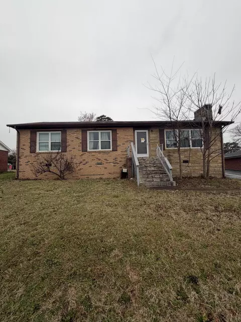805 Woodland Dr, Rossville, GA 30741