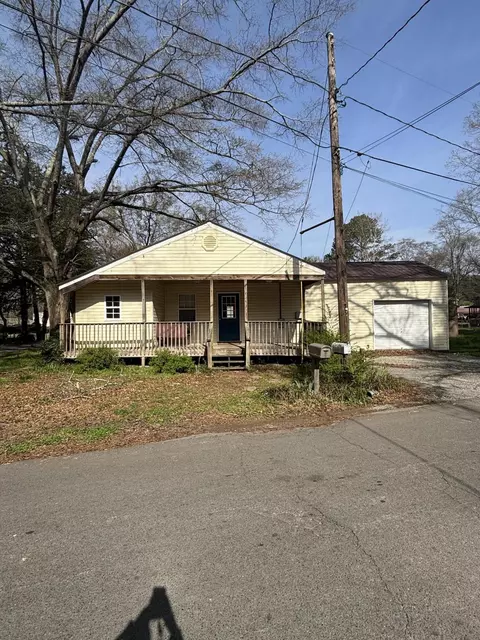 179 Penn Bridge Rd, Trion, GA 30753