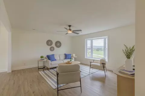 Living - 1306 Mcintire Rd, Rock Spring, GA 30739 photo 1 of 3