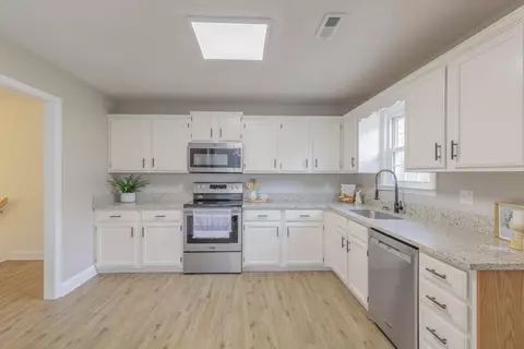 Kitchen - 1306 Mcintire Rd, Rock Spring, GA 30739 photo 2 of 5