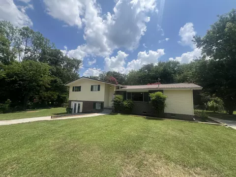 86 Rosewood Dr, Trenton, GA 30752
