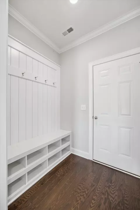 Entry Way - 3513 Haystack Ln, Apison, TN 37302 photo 6 of 6