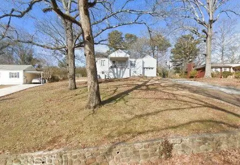3885 Azalean Dr, Chattanooga, TN 37415