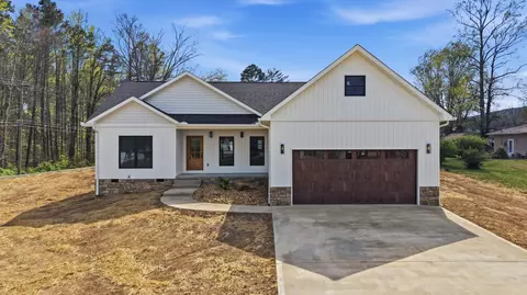 111 Poppy Ave, Dayton, TN 37321