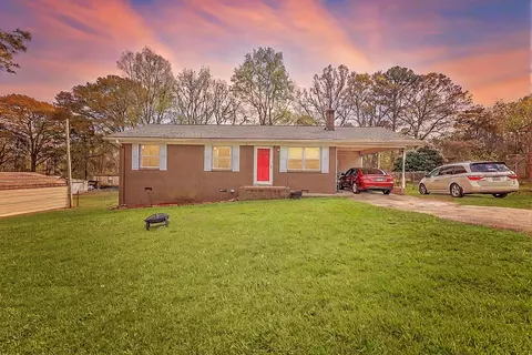 6933 W Highway 136, Chickamauga, GA 30707