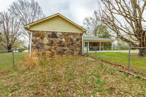 Exterior - 204 Dodd Rd, Ringgold, GA 30736 photo 9 of 18