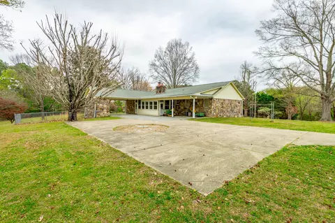Exterior - 204 Dodd Rd, Ringgold, GA 30736 photo 12 of 18