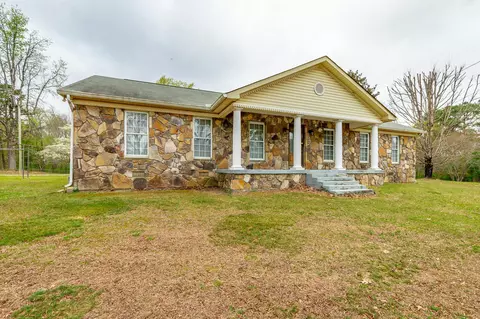 Exterior - 204 Dodd Rd, Ringgold, GA 30736 photo 17 of 18