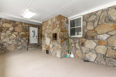 Exterior - 204 Dodd Rd, Ringgold, GA 30736 photo 5 of 18