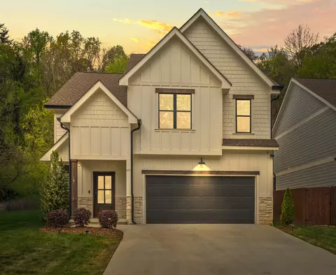637 Lullwater Rd, Chattanooga, TN 37405