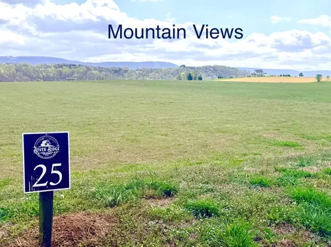 25 River Ridge Dr, Dunlap, TN 37327