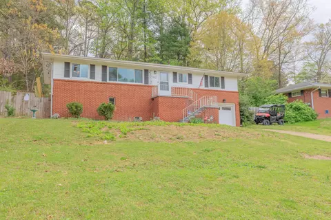 932 Marion St, Rossville, GA 30741