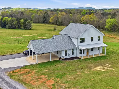 406 Haven Creek Ln, Chickamauga, GA 30707