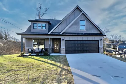 294 Running Oak Dr, Ringgold, GA 30736