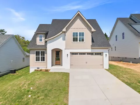 2051 Paige Meadows Ct, Hixson, TN 37343