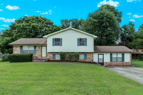 4825 Tulip Ave NW, Cleveland, TN 37312