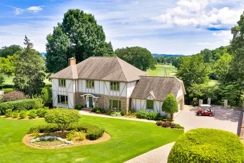 1502 Riverview Oaks Rd, Chattanooga, TN 37405