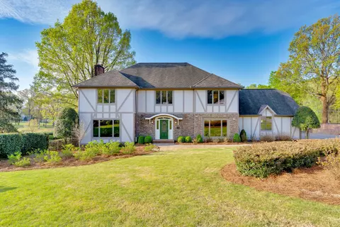 1502 Riverview Oaks Rd, Chattanooga, TN 37405