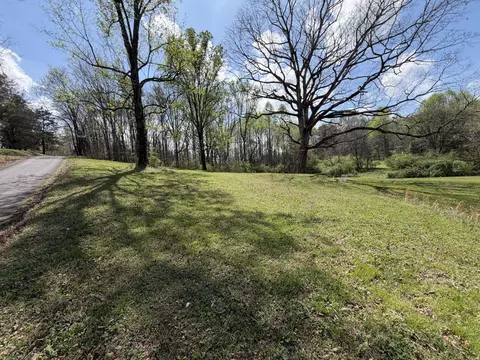 176 County Road 733, Calhoun, TN 37309
