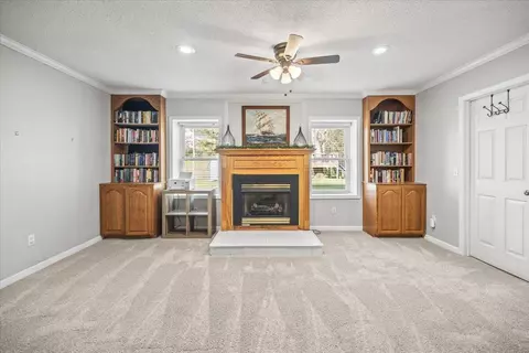 Living - 7610 Sims Rd, Harrison, TN 37341 photo 2 of 2
