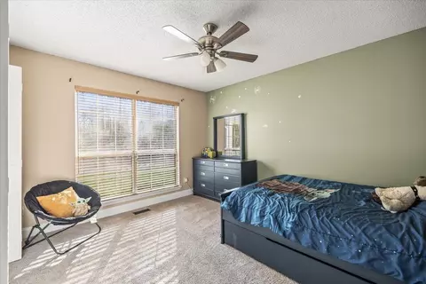 Bedroom - 7610 Sims Rd, Harrison, TN 37341 photo 2 of 4