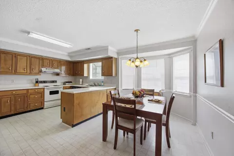 Kitchen - 6595 Hickory Meadow Dr, Chattanooga, TN 37421 photo 2 of 4