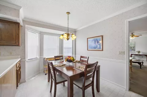 Dining - 6595 Hickory Meadow Dr, Chattanooga, TN 37421 photo 1 of 1