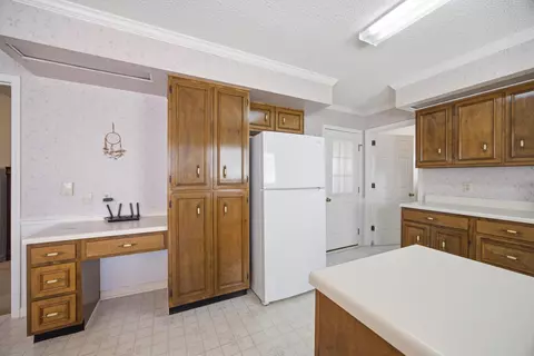 Kitchen - 6595 Hickory Meadow Dr, Chattanooga, TN 37421 photo 4 of 4