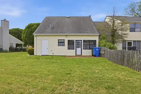 Exterior - 6595 Hickory Meadow Dr, Chattanooga, TN 37421 photo 8 of 9