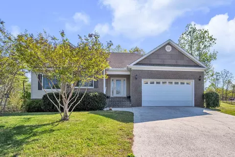 6734 Grazing Ln, Birchwood, TN 37308