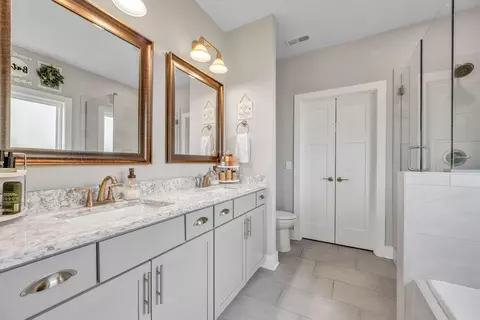 Bath - 1529 Buttonwood Loop, Chattanooga, TN 37421 photo 2 of 5