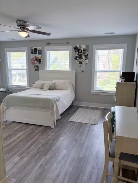 Bedroom - 1529 Buttonwood Loop, Chattanooga, TN 37421 photo 6 of 10