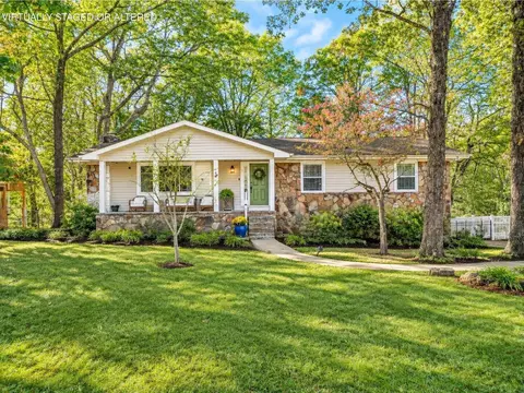 1826 Rock Bluff Rd, Hixson, TN 37343