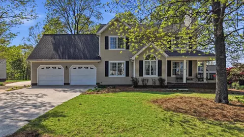 40 S Middleview Dr, Ringgold, GA 30736